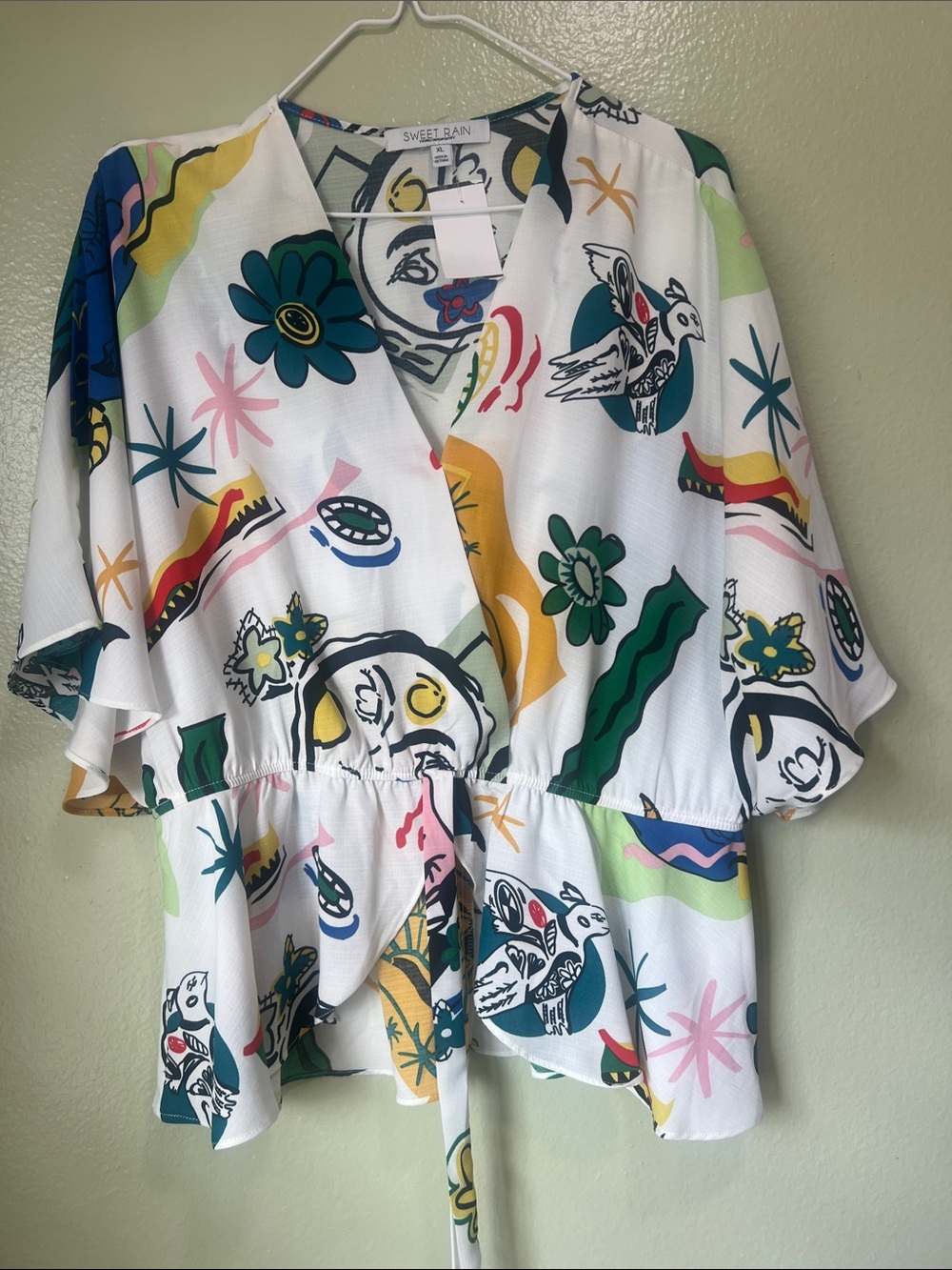 Sweet Rain White Multicolor Floral & Abstract Wrap Tie-Waist Top